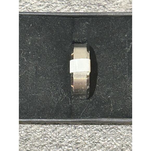 NIB Modgents Men's Wedding Ring size 10 - Picture 3 of 6